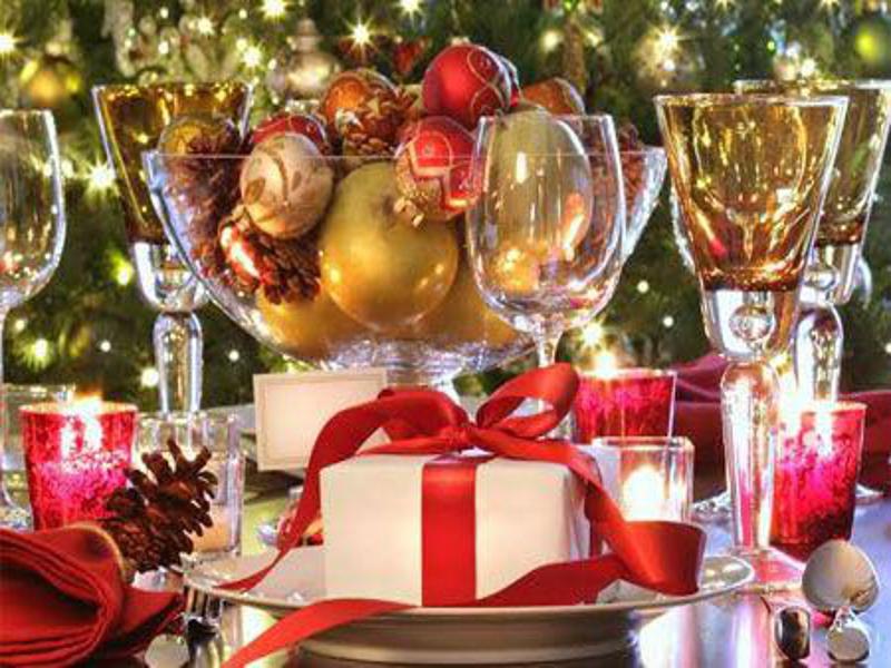 Creating the Perfect Christmas Dinner without Breaking the Bank